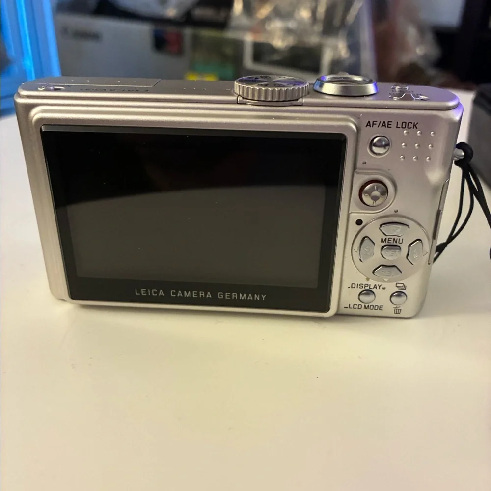 Leica digital camera